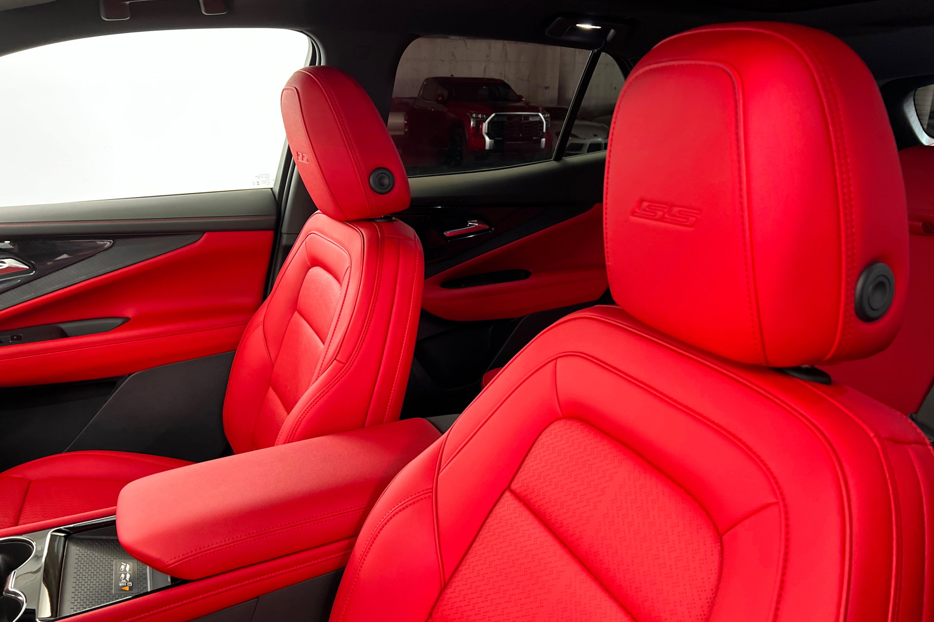 Used 2026 Chevrolet Blazer EV SS w/ Performance Package image 17