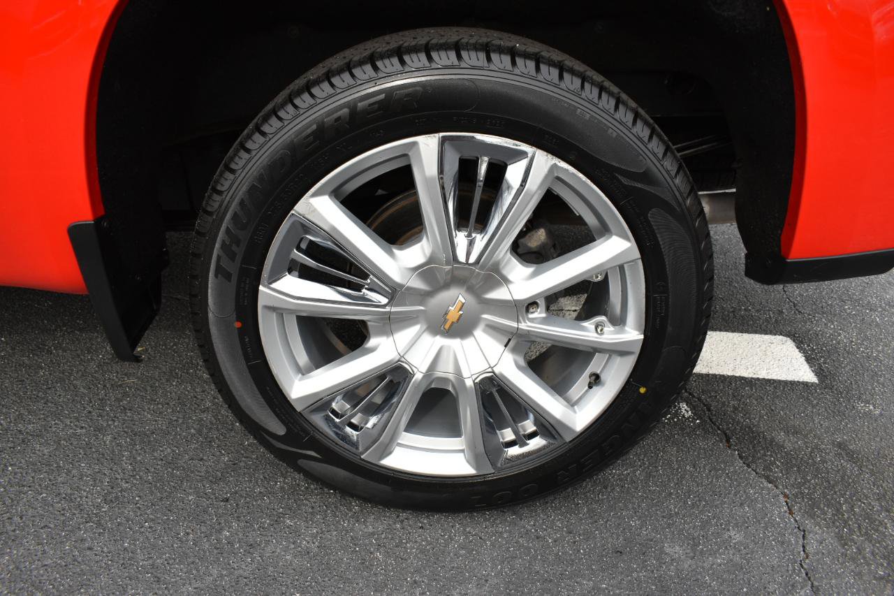 Used 2019 Chevrolet Silverado 1500 LT w/ Texas Edition AWD/4WD image 33