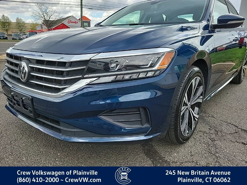 Certified 2022 Volkswagen Passat 2.0T SE FWD image 24