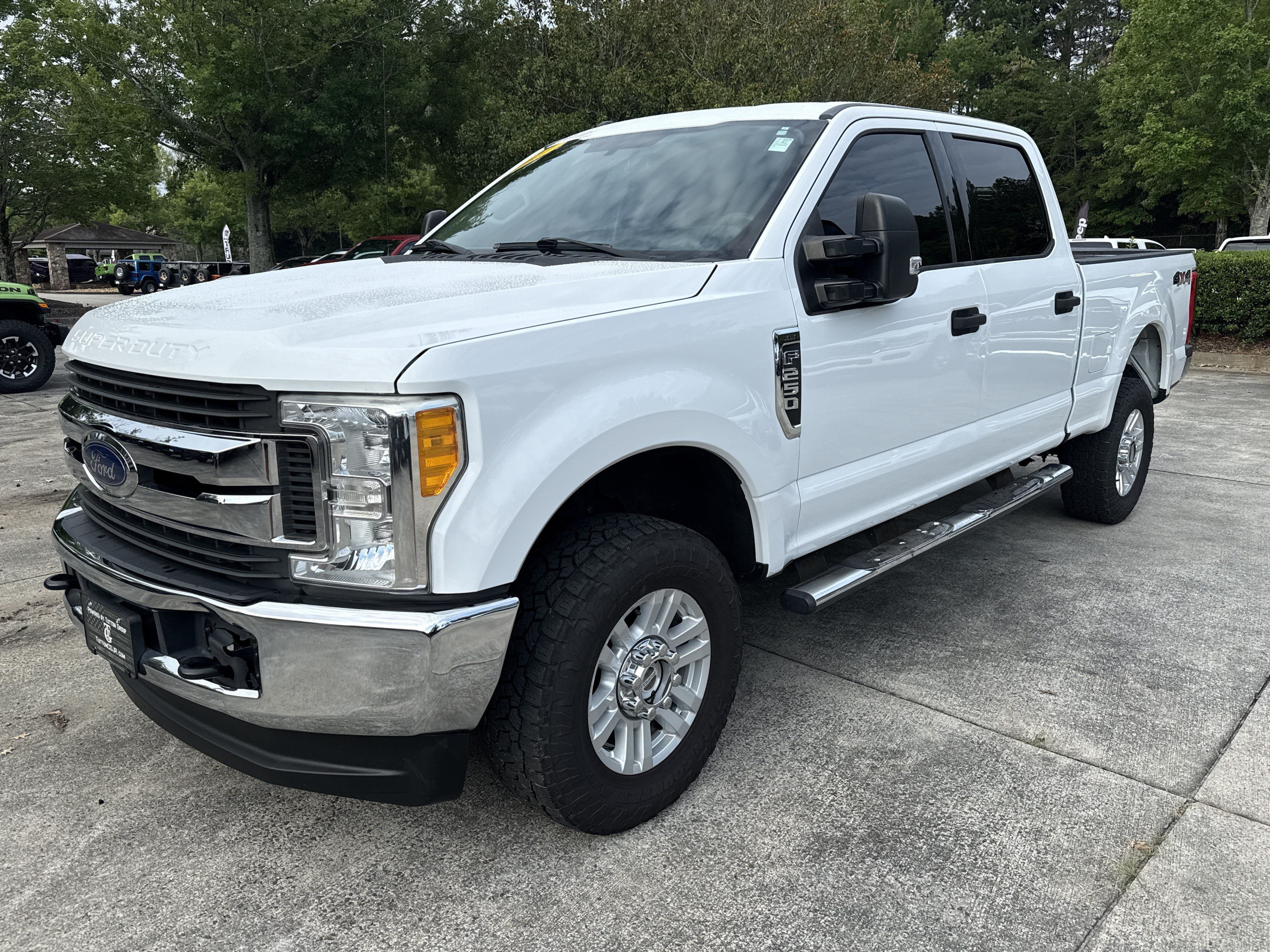 Used 2017 Ford F250 XLT AWD/4WD image 3