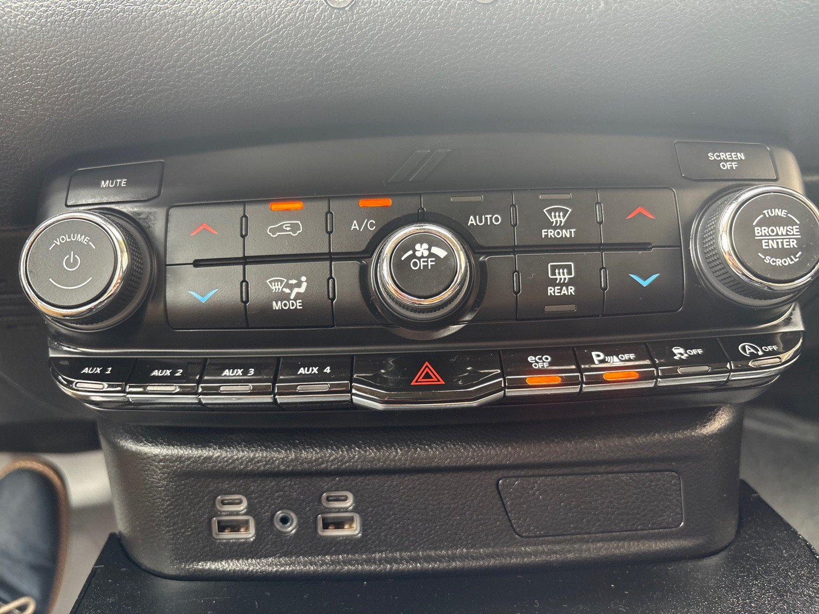 Used 2021 Dodge Durango AWD image 19