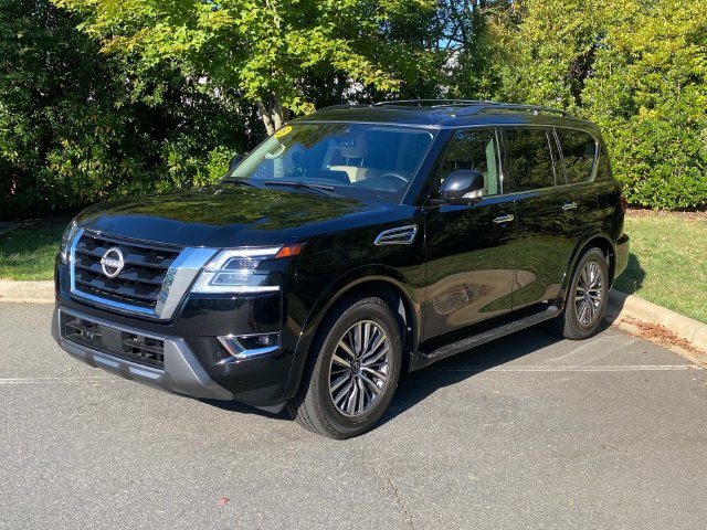 Used 2023 Nissan Armada SL w/ Captain's Chairs Package RWD image 3