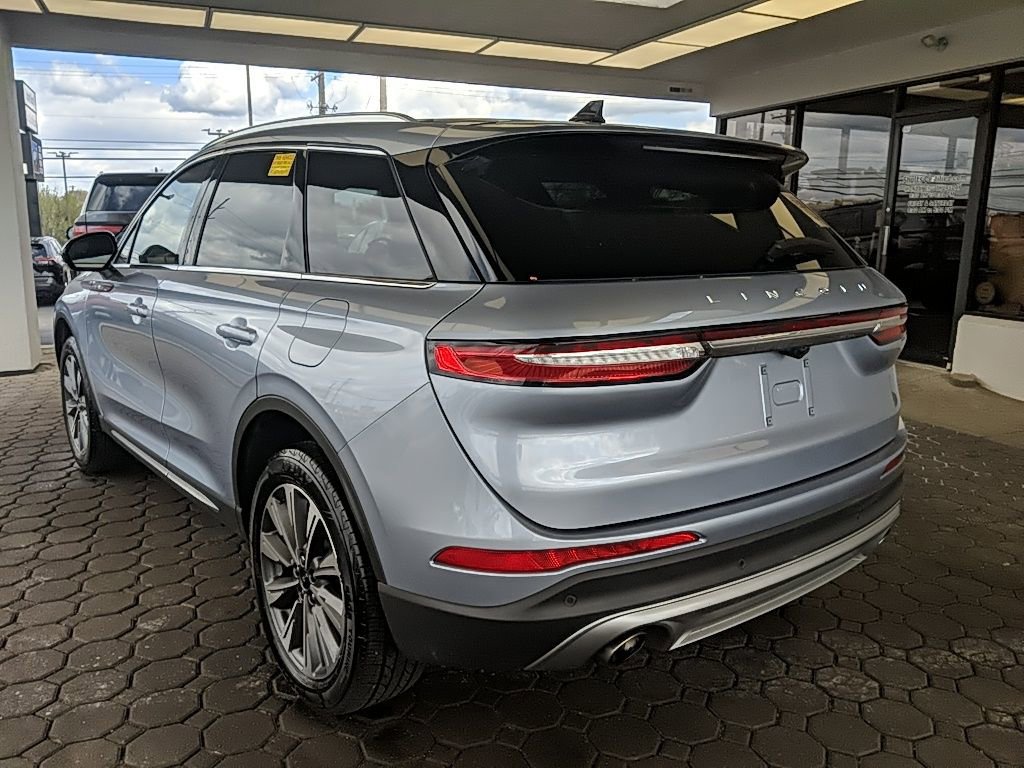Certified 2022 Lincoln Corsair Reserve w/ Elements Package AWD/4WD image 8
