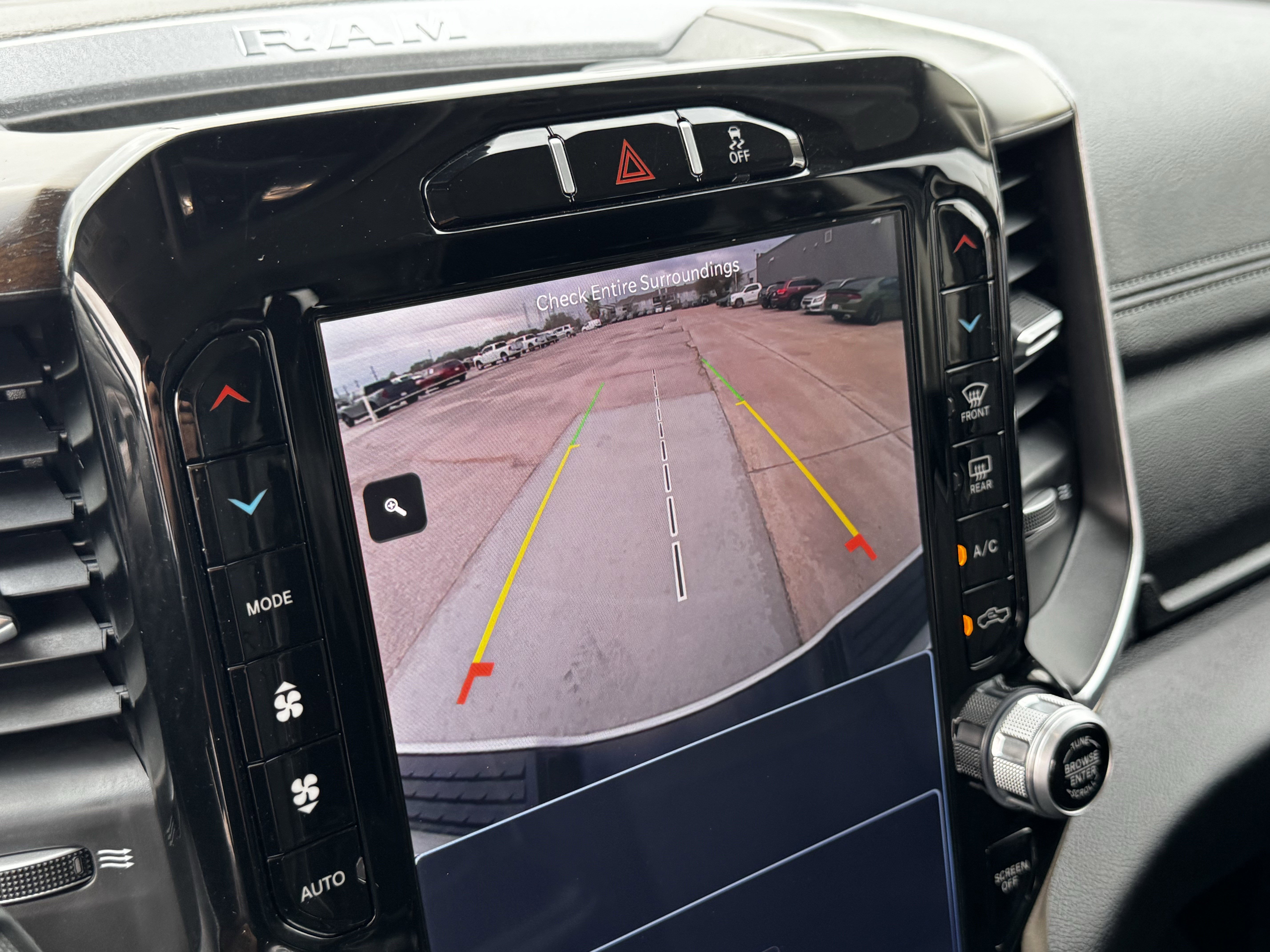 Used 2024 RAM 2500 Laramie image 19