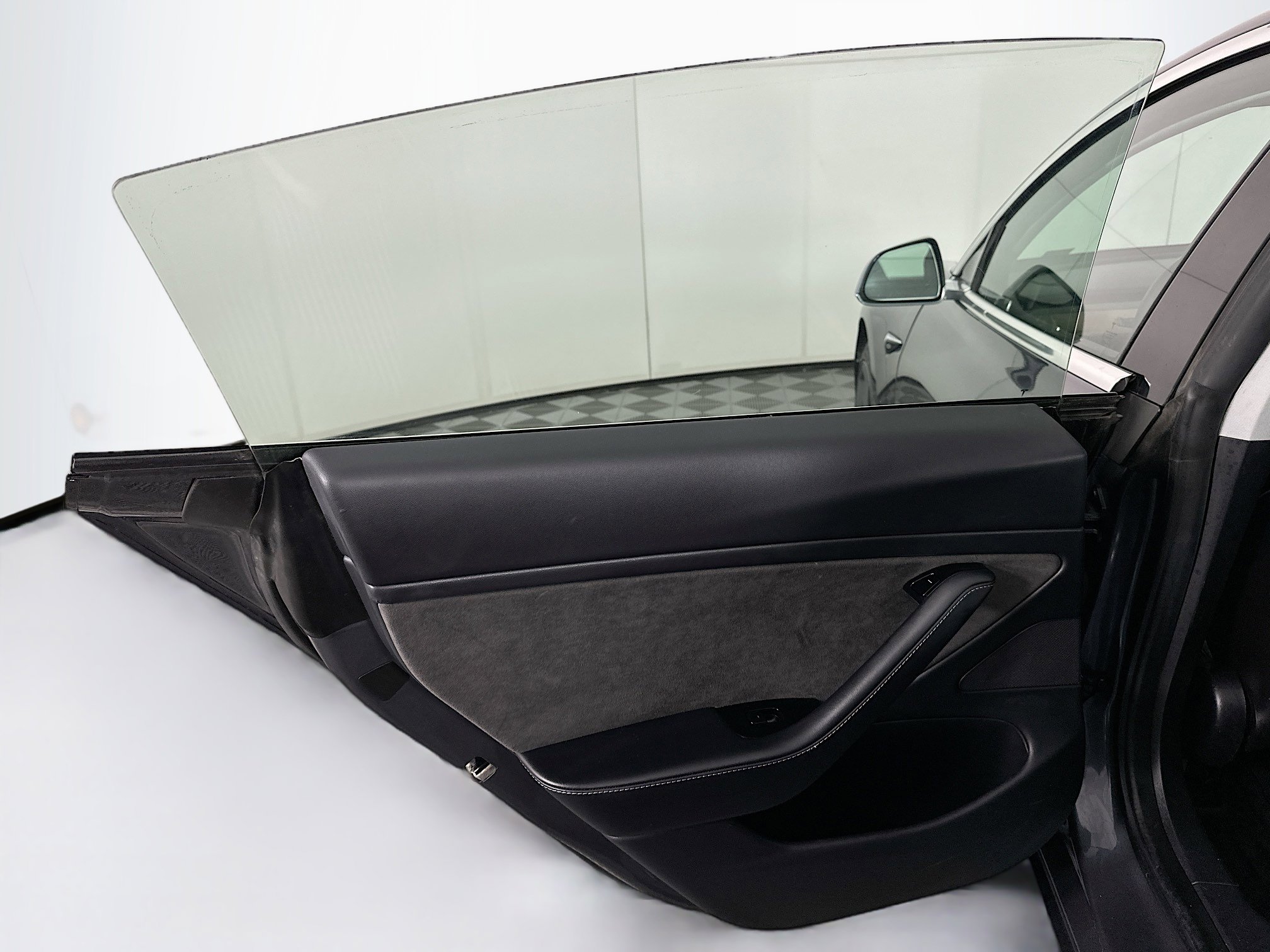 Used 2020 Tesla Model 3 Long Range image 24