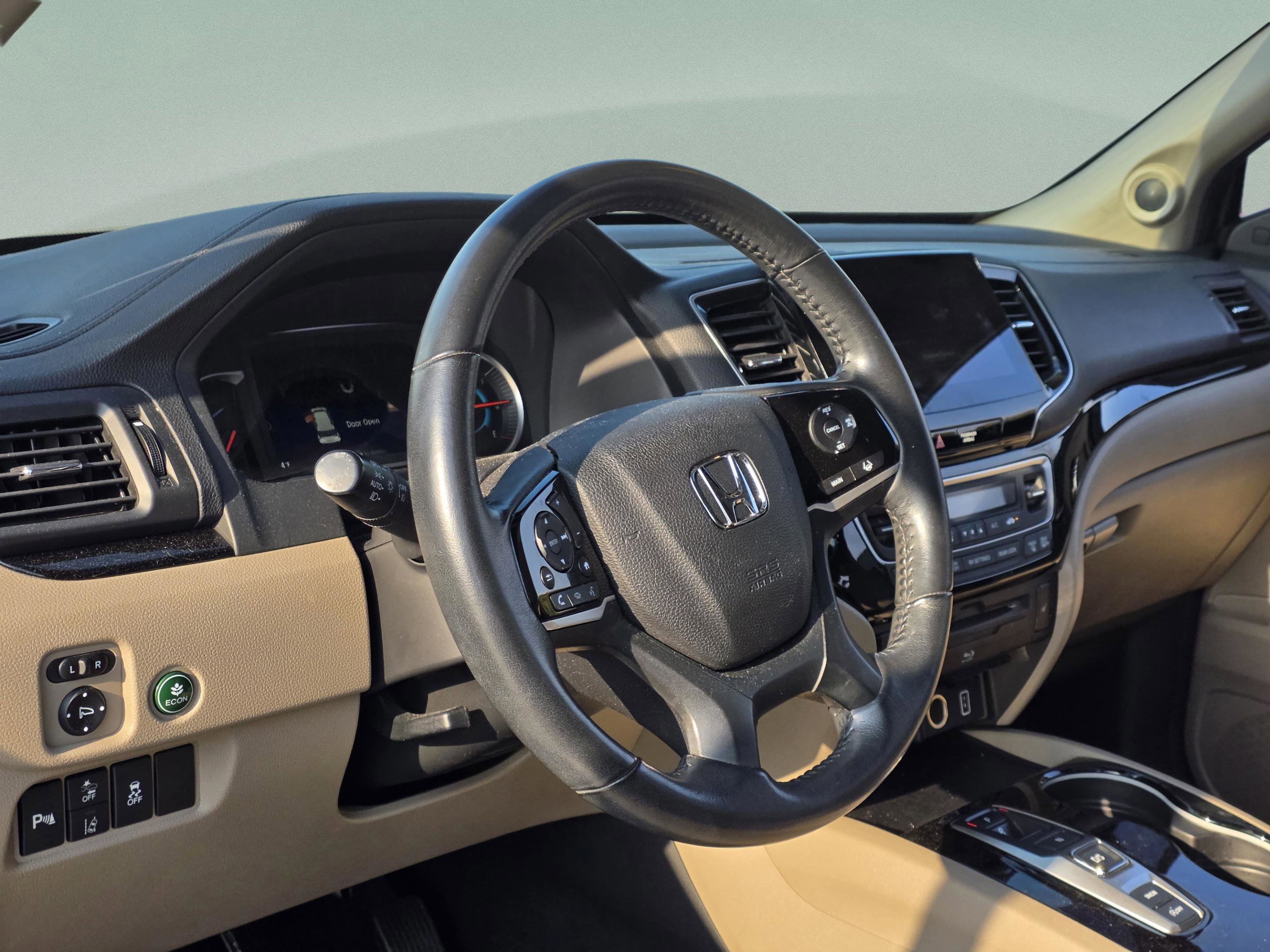 Used 2019 Honda Pilot Touring image 10