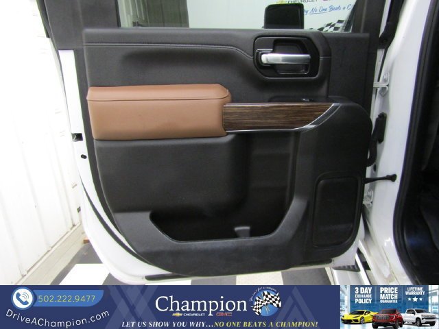 Used 2022 Chevrolet Silverado 3500 High Country w/ Safety Package II AWD/4WD image 25