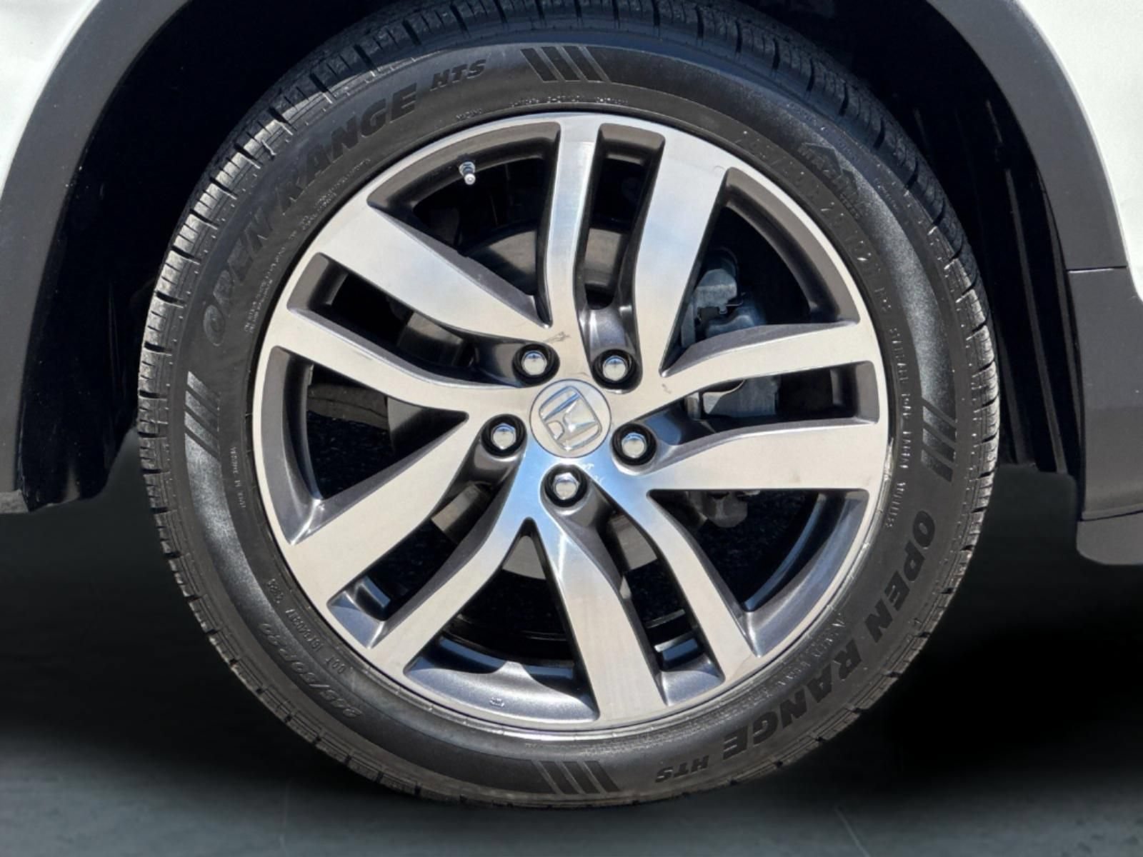 Used 2017 Honda Pilot Elite image 25