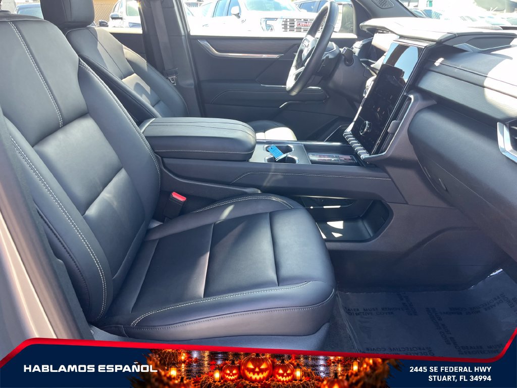 Used 2026 GMC Acadia Elevation w/ Elevation Premium Package FWD image 20