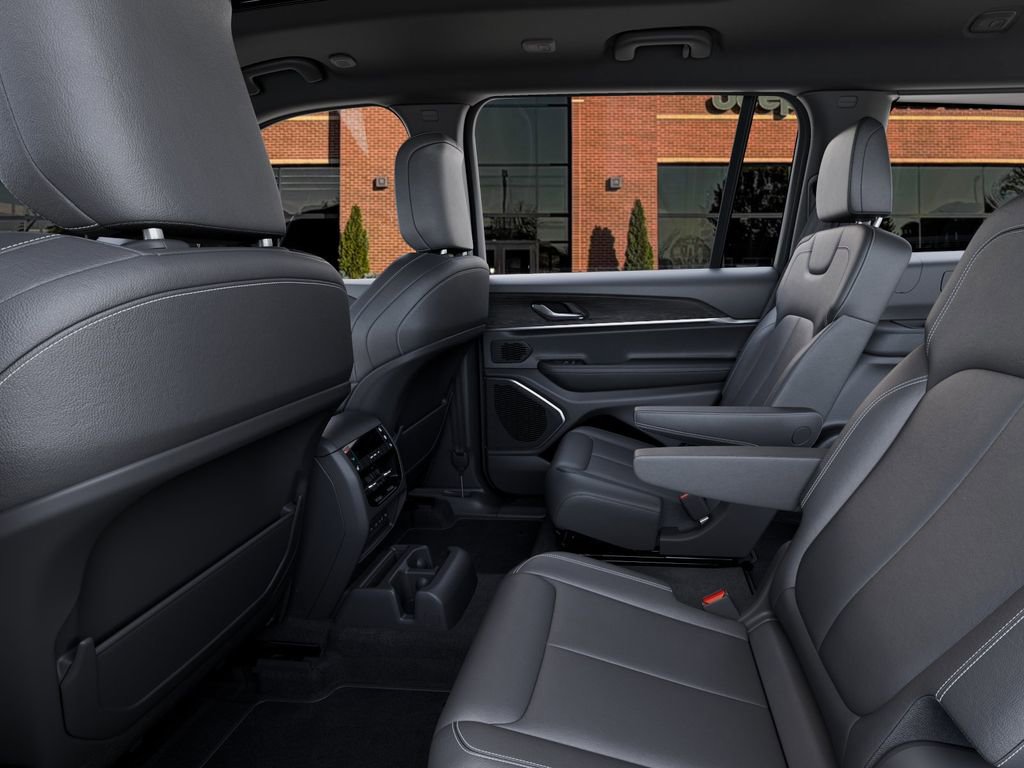 New 2026 Jeep Grand Cherokee L Limited image 23