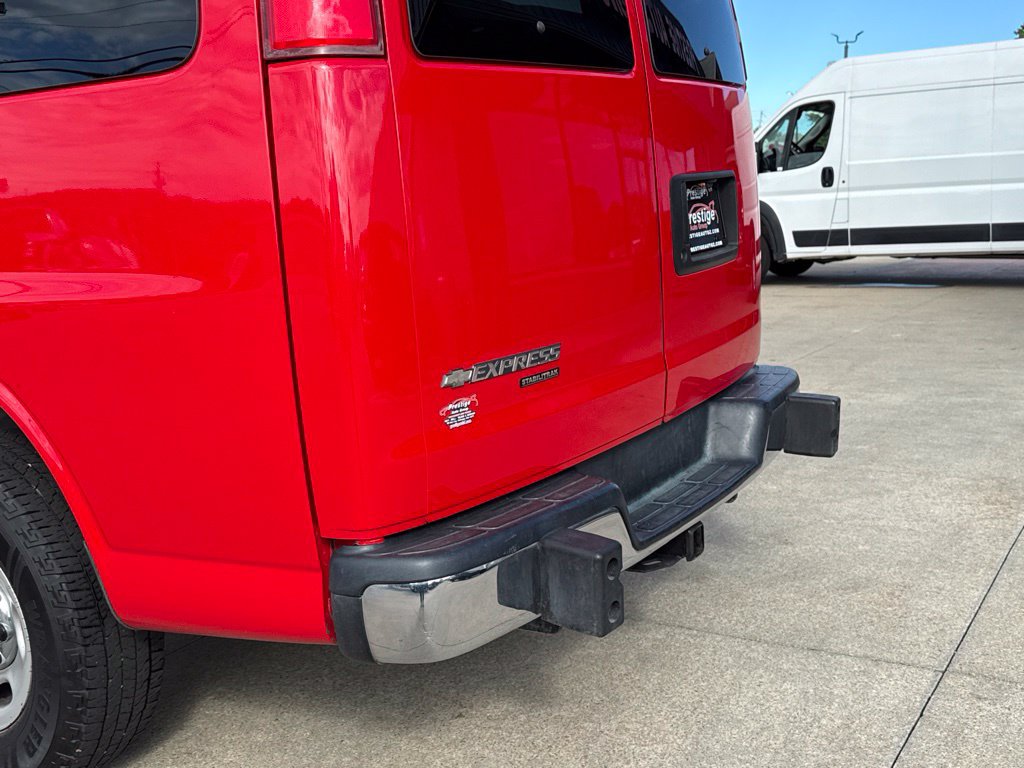 Used 2016 Chevrolet Express 3500 LT w/ LT Preferred Equipment Group RWD image 14