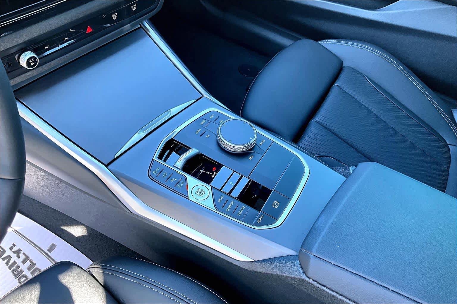 Used 2025 BMW 230i xDrive Coupe w/ Convenience Package image 11