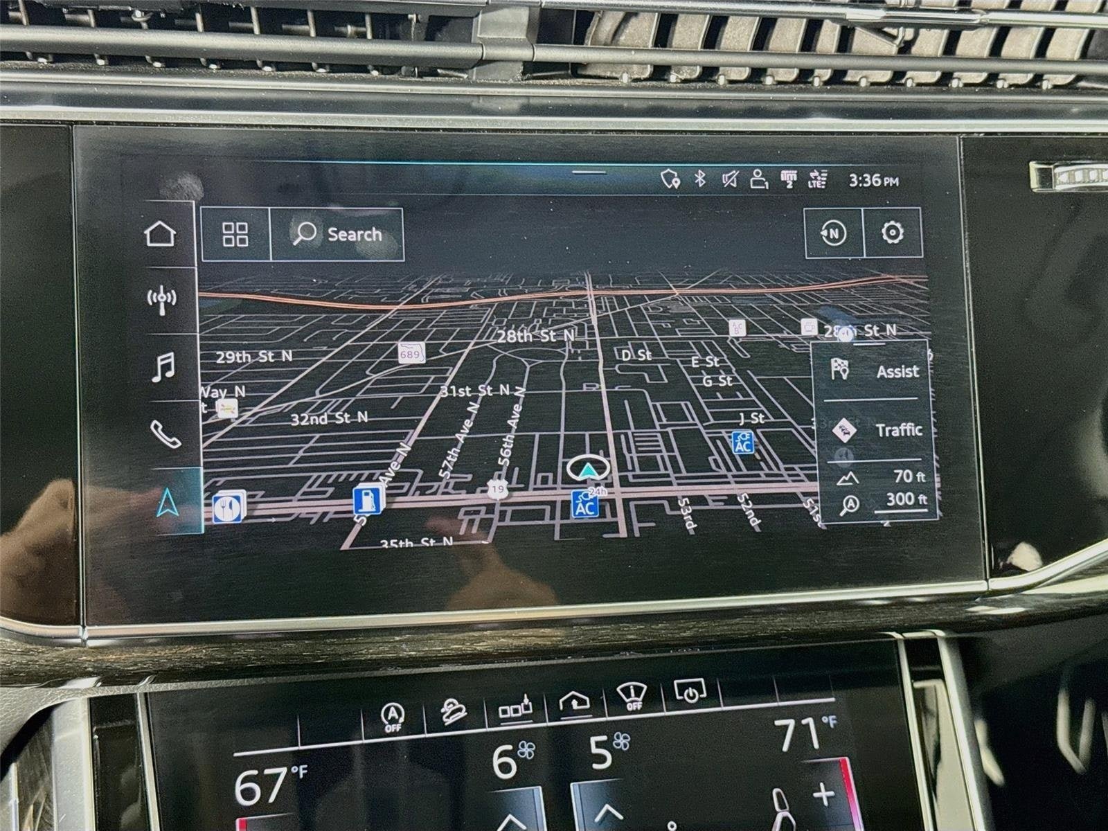Used 2020 Audi Q7 3.0T Prestige w/ Prestige Package AWD/4WD image 17