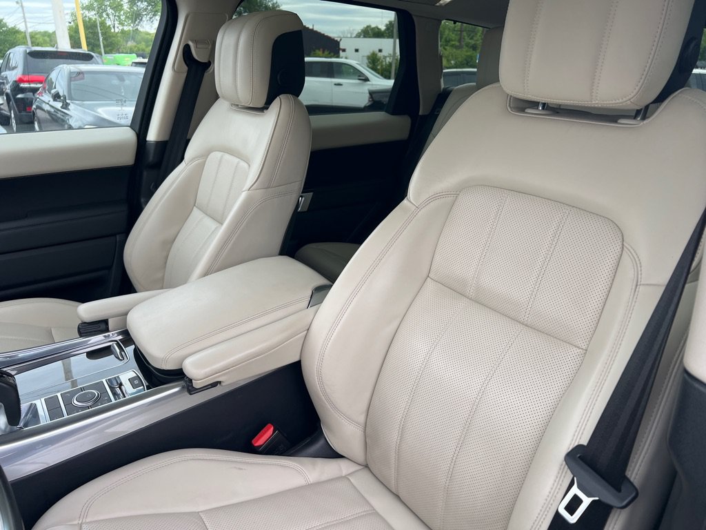 Used 2019 Land Rover Range Rover Sport HSE AWD/4WD image 15