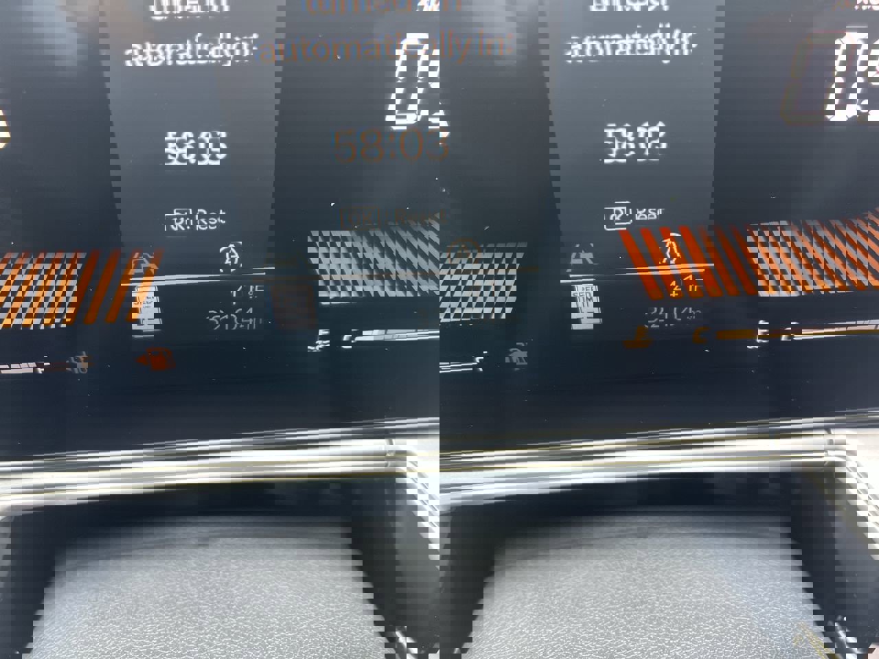 Used 2025 Kia Sorento LX image 22