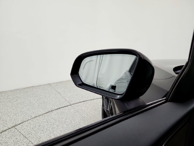 Certified 2024 Volvo S60 B5 Plus w/ Climate Package AWD/4WD image 23