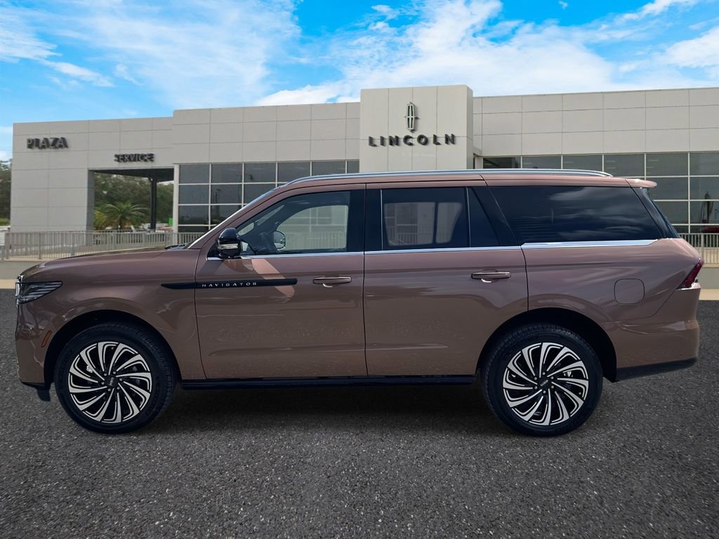 New 2025 Lincoln Navigator Black Label image 6