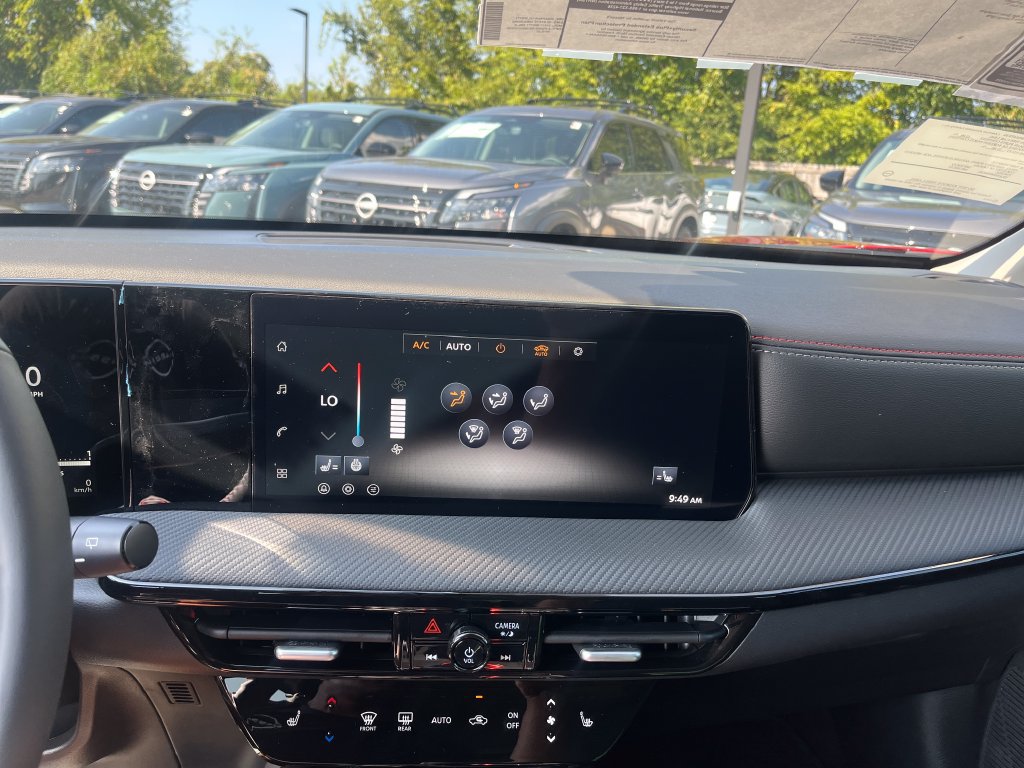 New 2027 Nissan Kicks SR w/ SR Premium Package FWD image 20