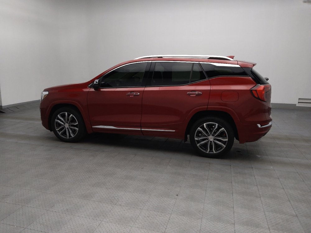 Used 2020 GMC Terrain Denali w/ Denali Premium Package FWD image 3