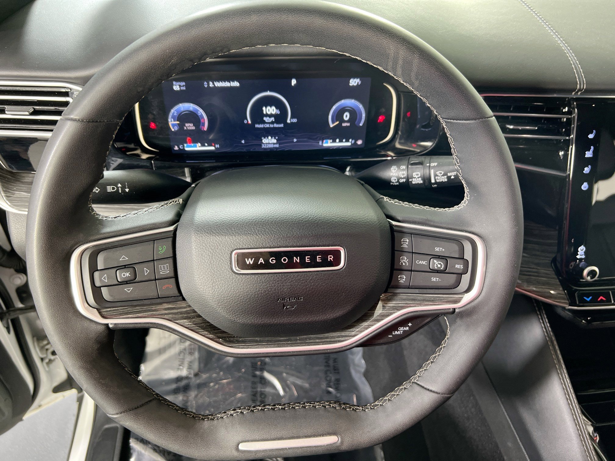 Used 2022 Jeep Wagoneer Series II image 11