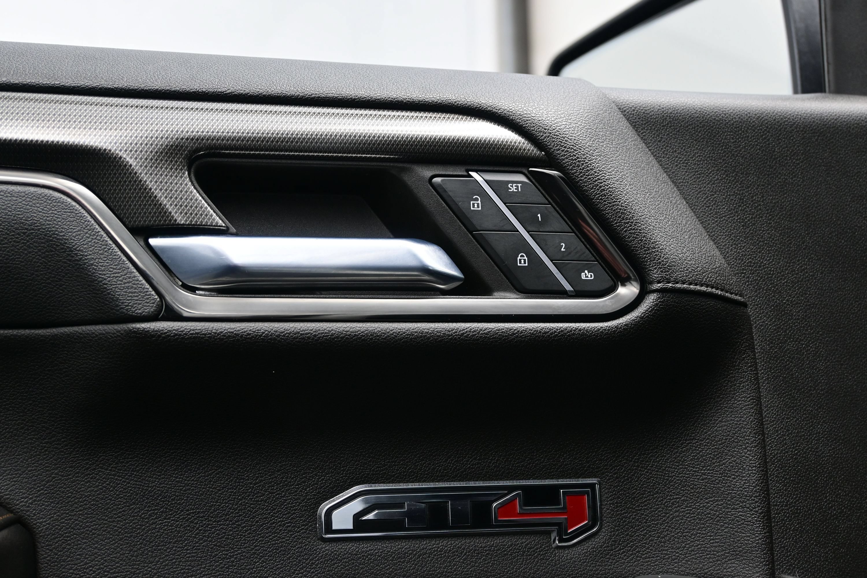 Used 2023 GMC Sierra 1500 AT4 AWD/4WD image 11
