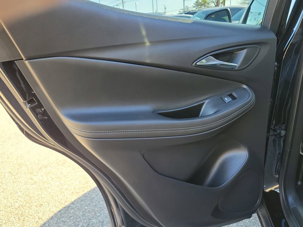 Used 2023 Buick Encore GX Essence w/ Experience Buick Package image 15