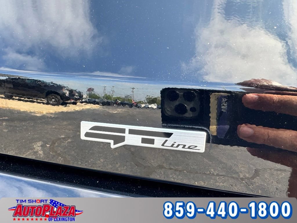 Used 2024 Kia EV9 GT-Line AWD/4WD image 18