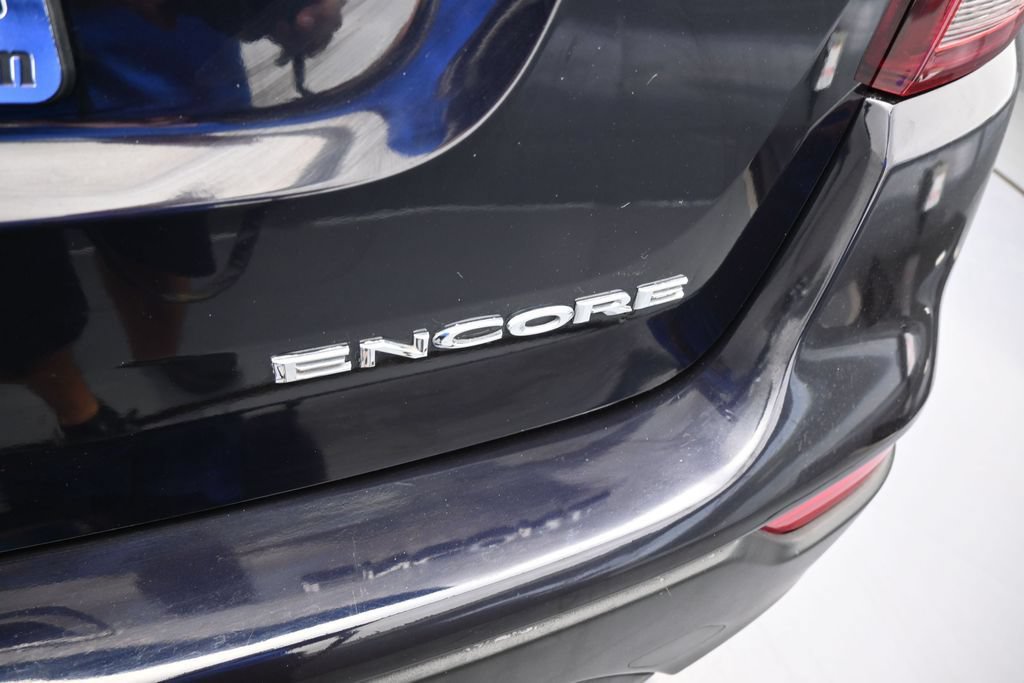 Used 2021 Buick Encore Preferred AWD/4WD image 37