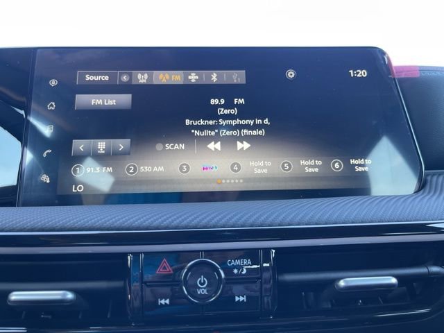 New 2025 Nissan Kicks SR image 20