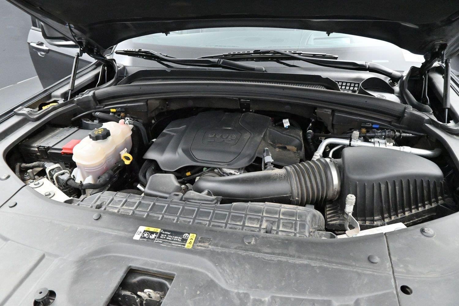 Used 2022 Jeep Grand Cherokee Summit AWD/4WD image 30