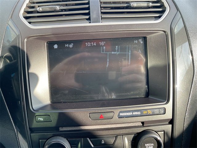 Used 2017 Ford Explorer XLT w/ Equipment Group 202A image 14