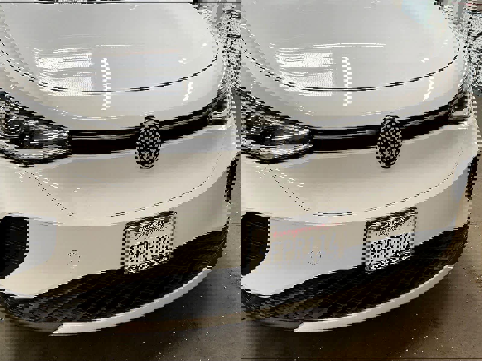 Used 2022 Volkswagen ID.4 Pro S w/ Gradient Package image 33