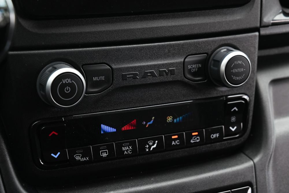 Used 2024 RAM ProMaster 2500 w/ Convenience Group FWD image 27