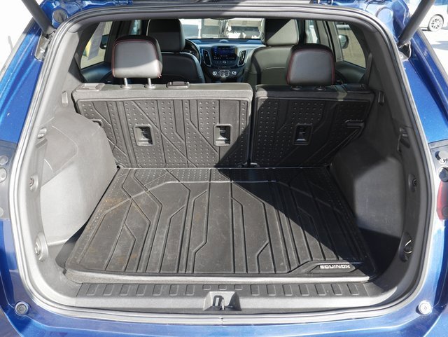 Used 2022 Chevrolet Equinox RS w/ RS Leather Package image 11