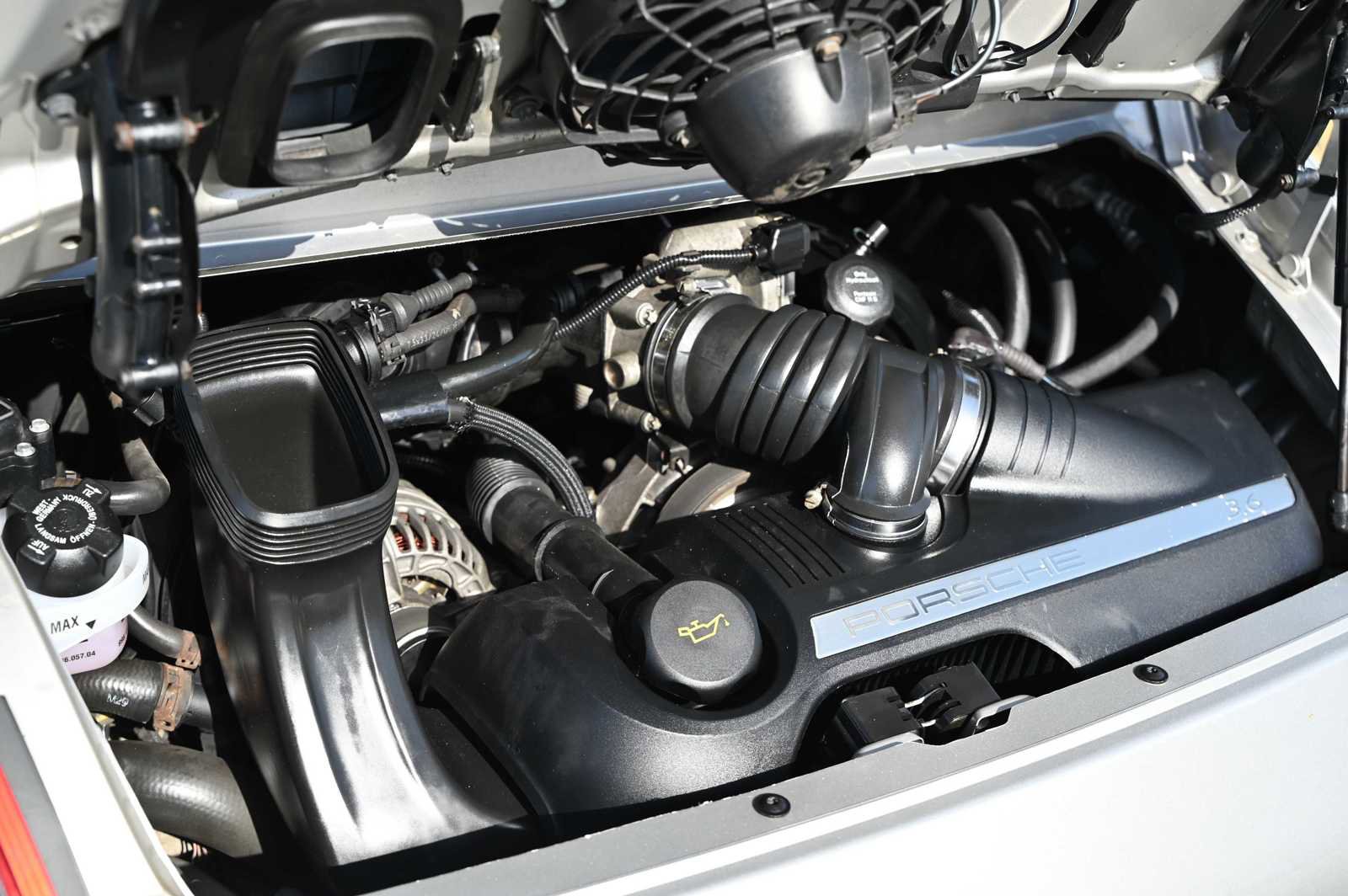 Used 2006 Porsche 911 Carrera 4 image 25