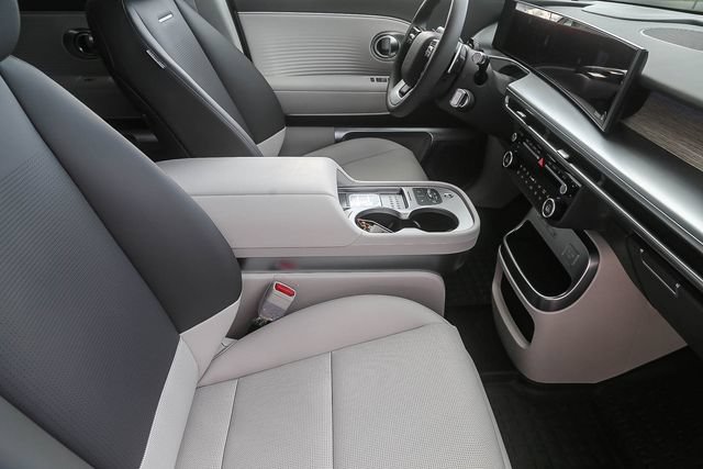 New 2026 Hyundai Ioniq 9 Limited AWD/4WD image 19