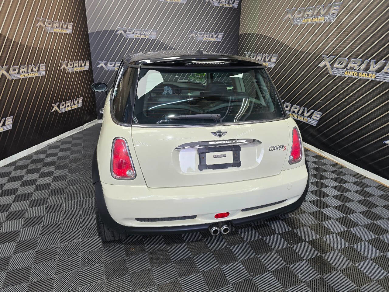 Used 2005 MINI Cooper S image 10