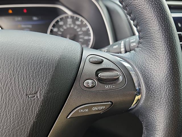 Used 2023 Nissan Murano SV w/ SV Midnight Edition Package FWD image 18