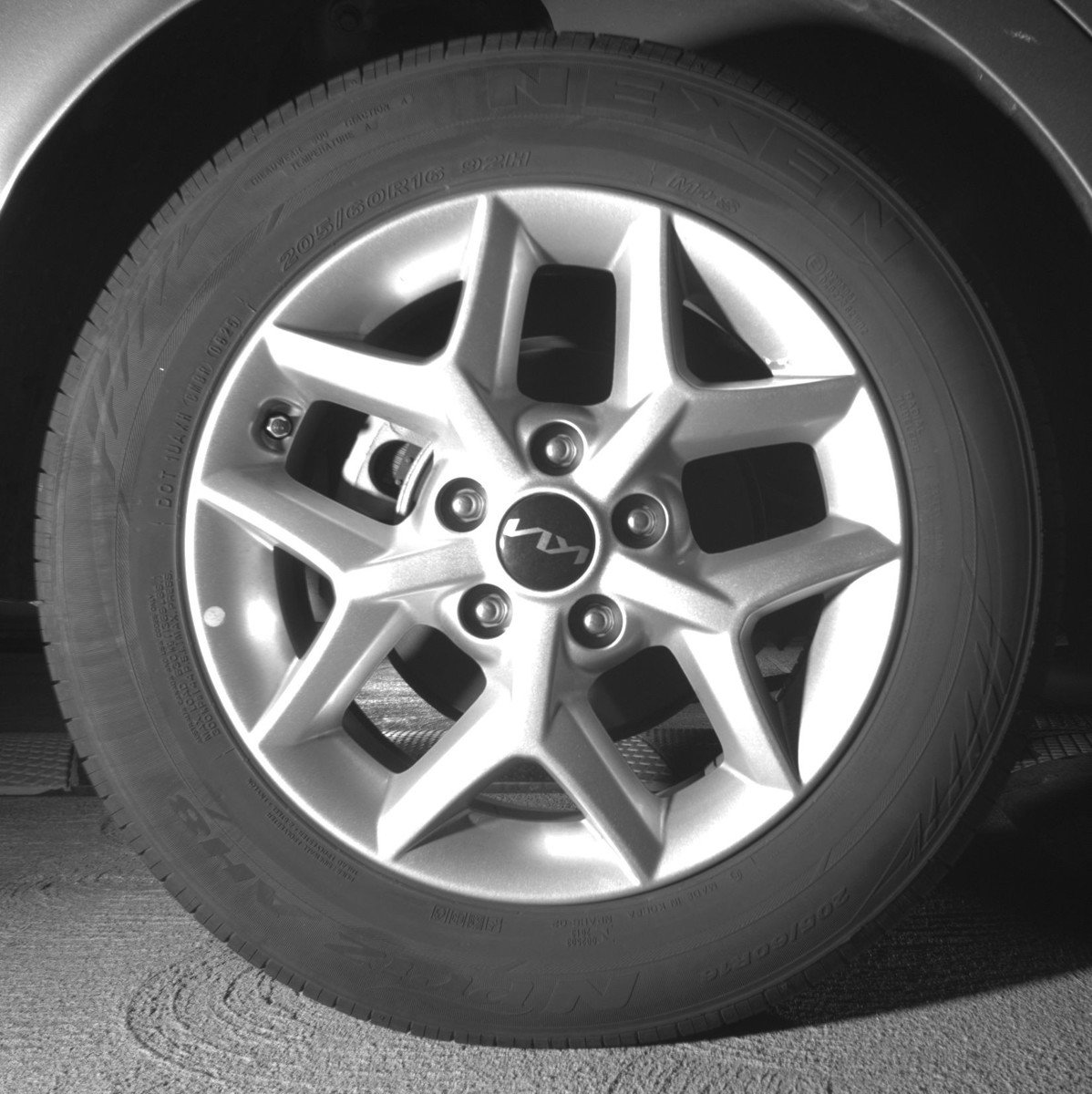 Used 2025 Kia Soul LX w/ LX Technology Package FWD image 22