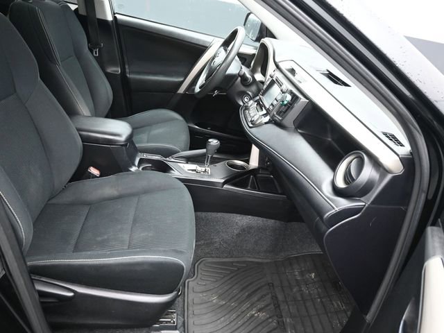Used 2015 Toyota RAV4 XLE image 8
