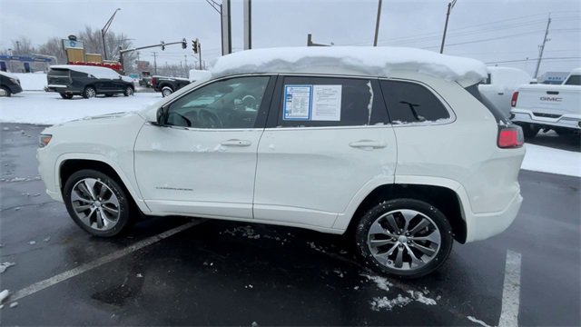 Used 2019 Jeep Cherokee Overland w/ Technology Group image 7