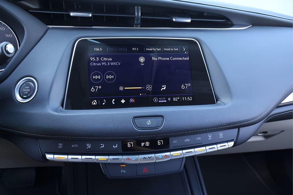 Used 2022 Cadillac XT4 Luxury image 22