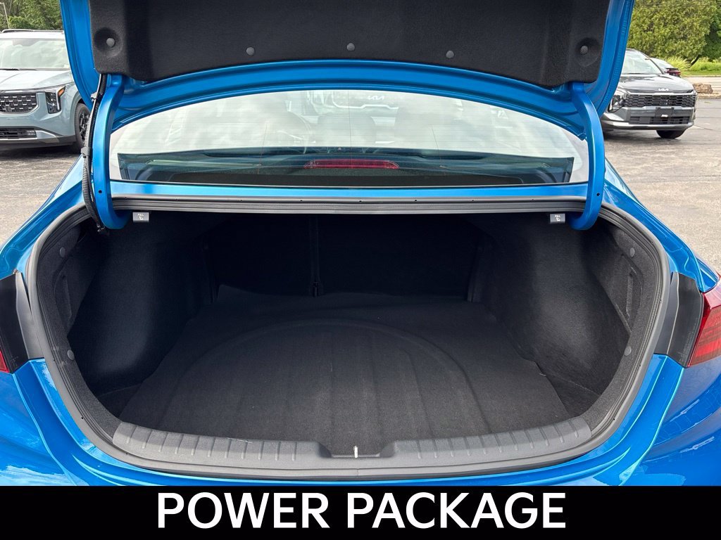 Certified 2023 Kia Forte GT-Line FWD image 13