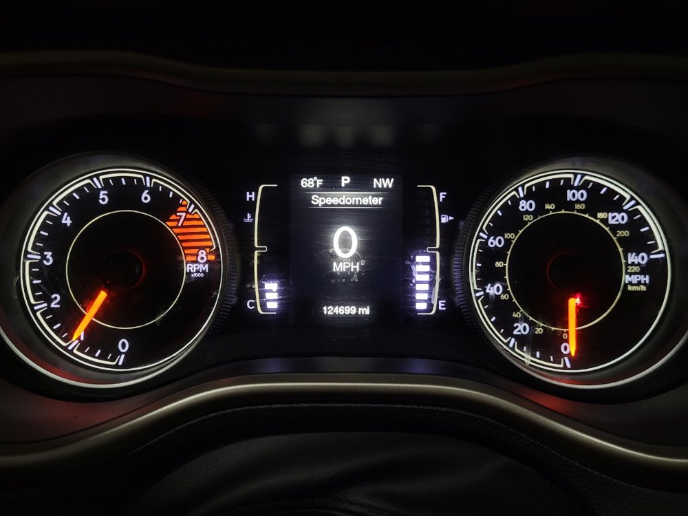 Used 2016 Jeep Cherokee Latitude w/ Cold Weather Group image 23