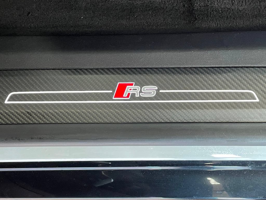 Used 2024 Audi RS e-tron GT w/ Carbon Performance Package AWD/4WD image 12