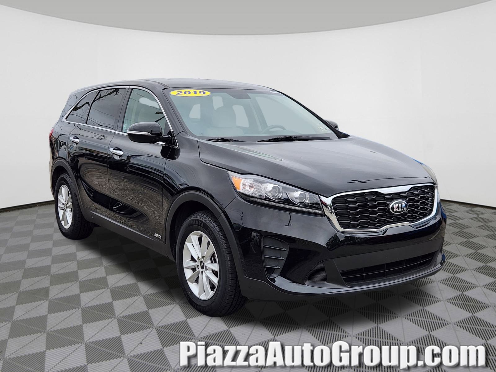 Used 2019 Kia Sorento LX
