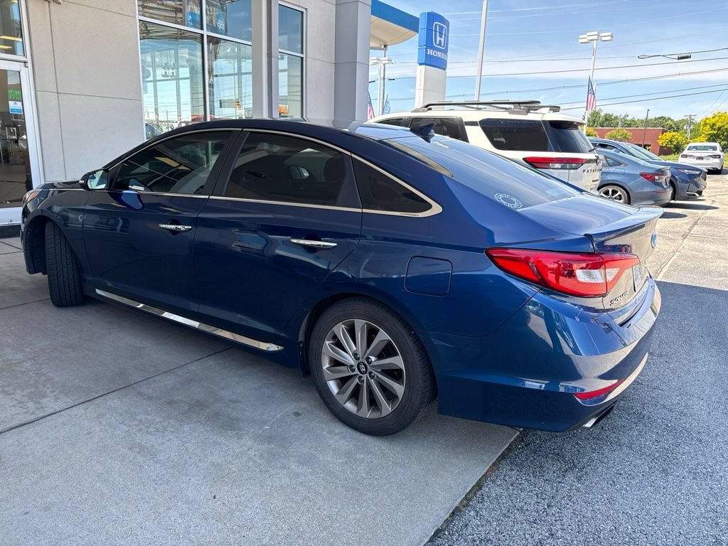 Used 2017 Hyundai Sonata Sport w/ Value Edition Package 02 FWD image 5