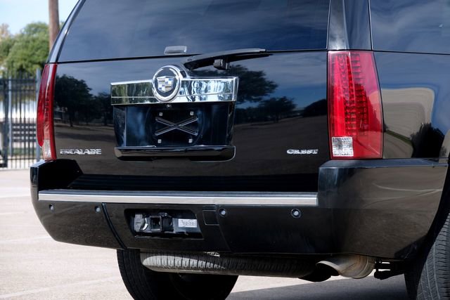 Used 2007 Cadillac Escalade 2WD w/ Information Package image 23