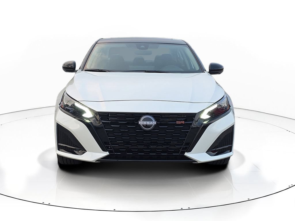 New 2026 Nissan Altima 2.5 SR FWD image 2