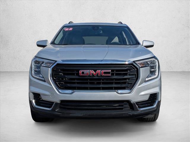 Used 2022 GMC Terrain SLE w/ Driver Convenience Package AWD/4WD image 2